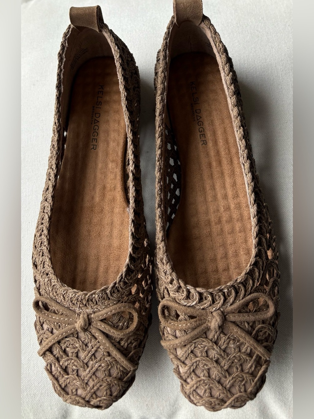 Kelsi Dagger Brooklyn Ballet Flat w Open-Woven Armadillo Crochet Upper w Bow 7.5